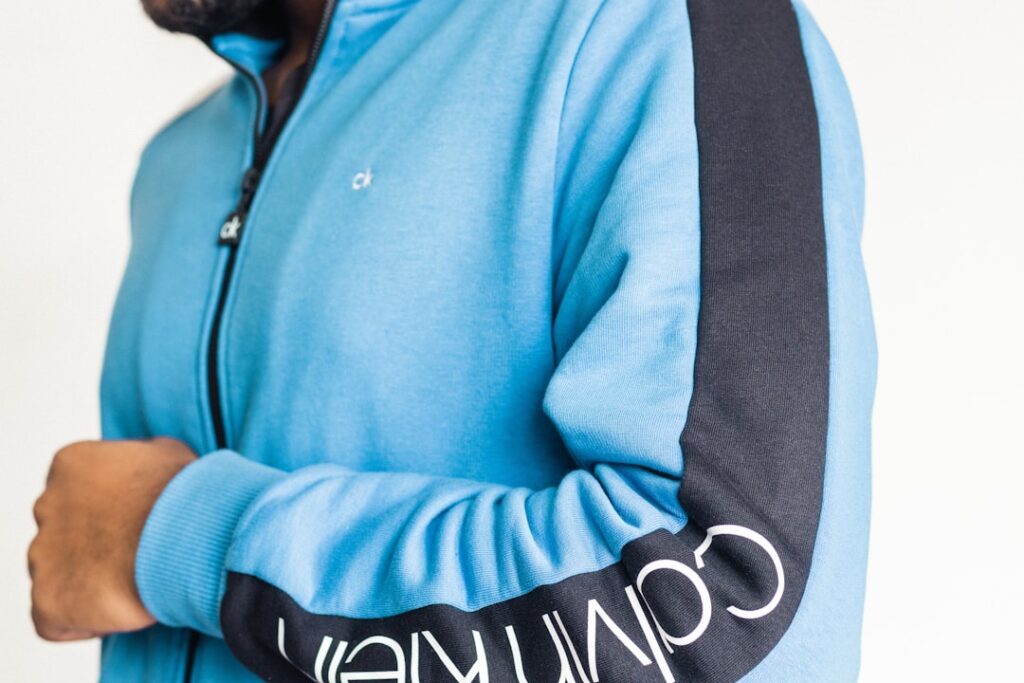 découvrez notre sac bandoulière chihuahua, l’accessoire tendance et pratique pour afficher votre amour des chiens avec style. idéal pour transporter vos essentiels au quotidien.