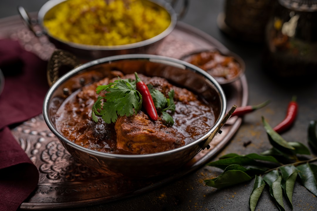 découvrez une recette saine et savoureuse de curry spécialement conçue pour les chiens, équilibrée et adaptée à leur alimentation.